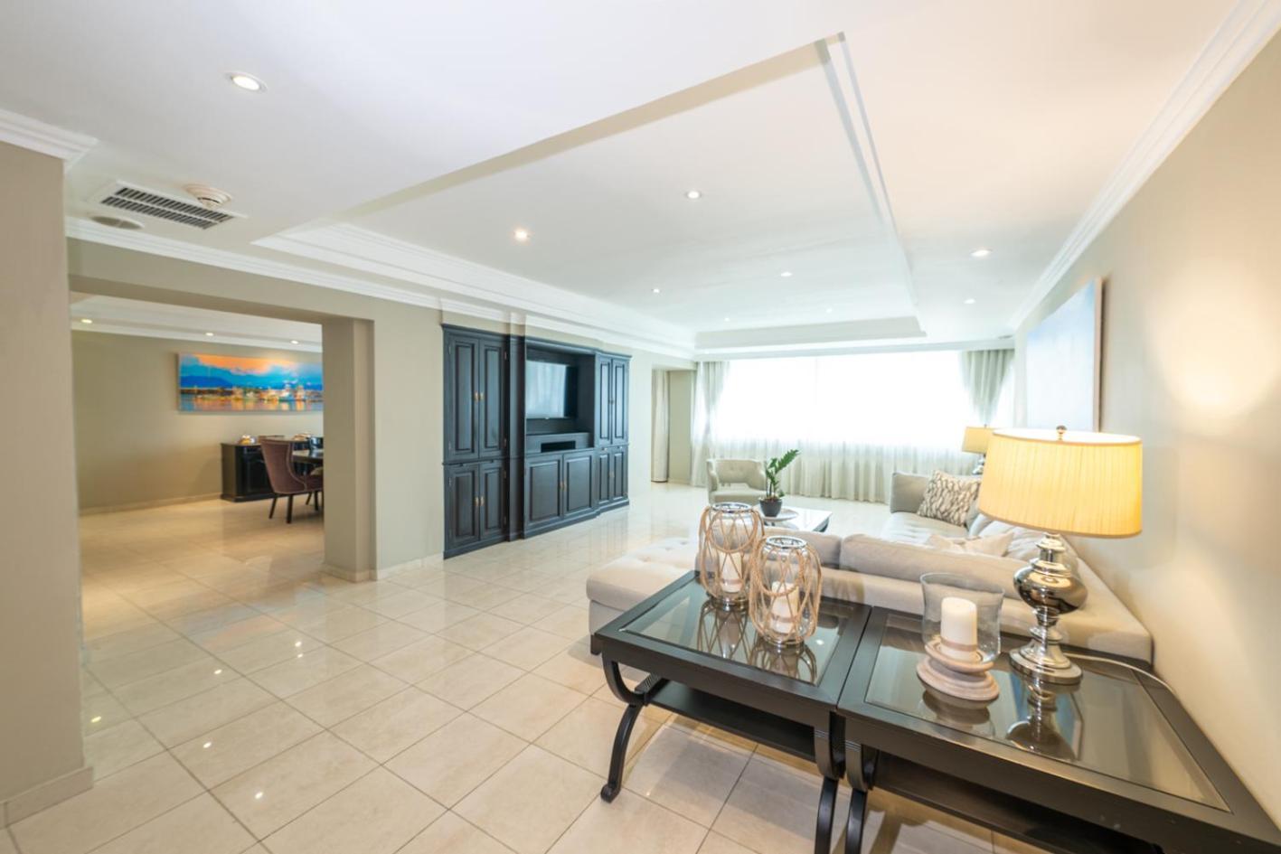 Hotel El Panama By Faranda Grand, A Member Of Radisson Individuals Kültér fotó A living room at the residence