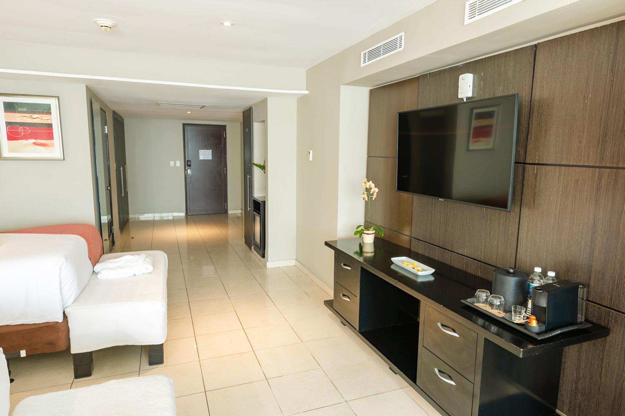 Hotel El Panama By Faranda Grand, A Member Of Radisson Individuals Kültér fotó A room at the hotel